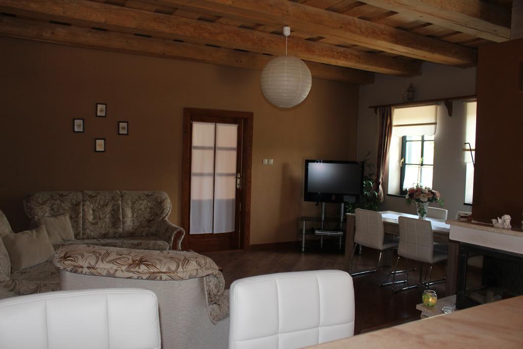 Privat Pri Hradbach Apartment Levoca Room photo