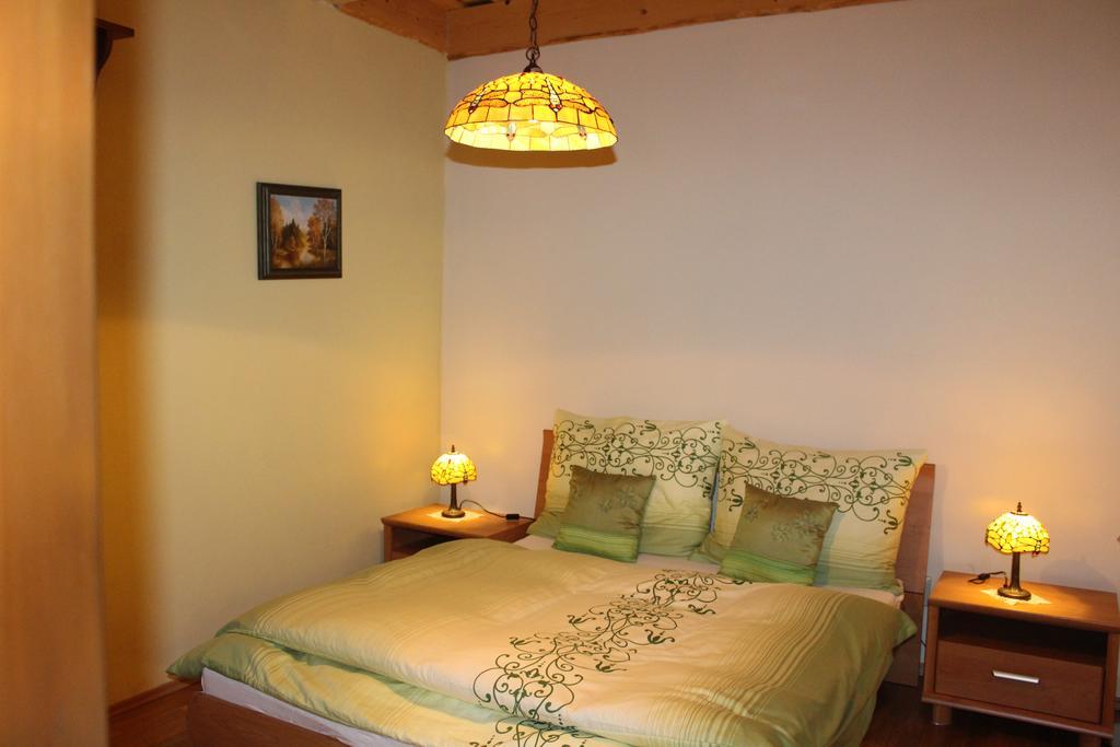Privat Pri Hradbach Apartment Levoca Room photo